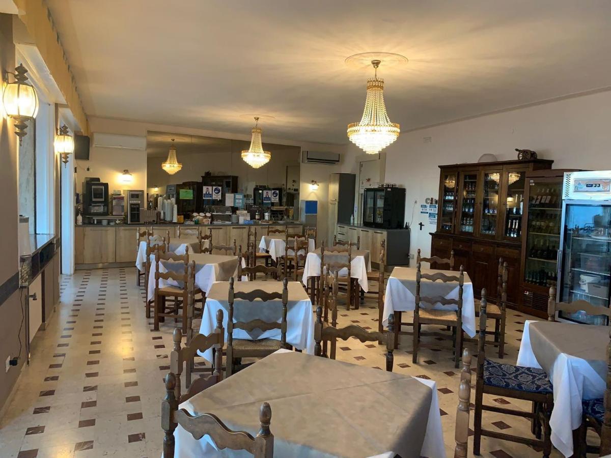 Hotel Svizzera Таджа Екстер'єр фото