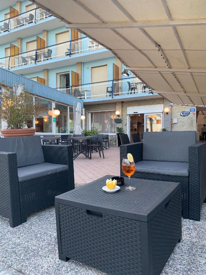 Hotel Svizzera Таджа Екстер'єр фото
