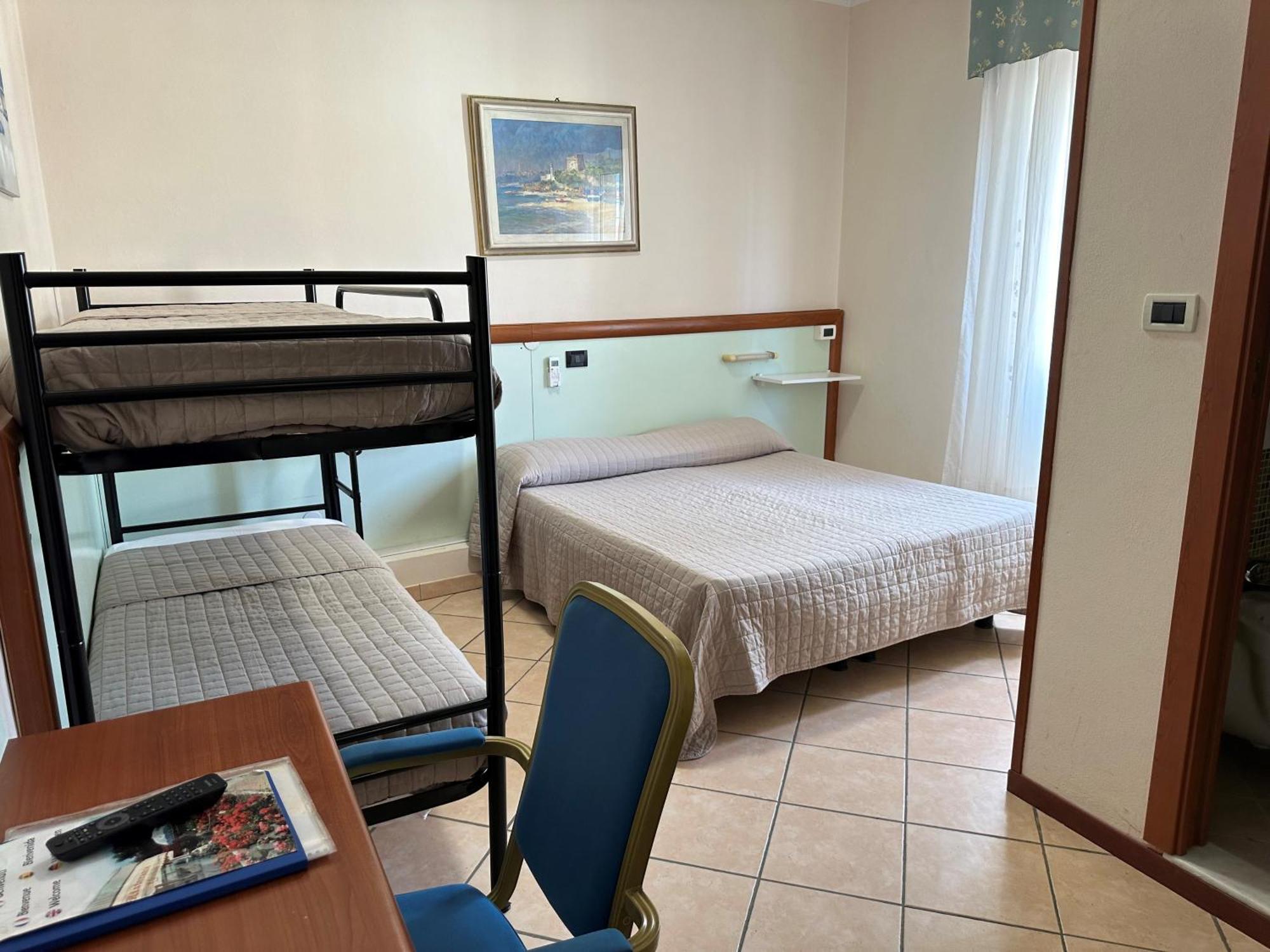 Hotel Svizzera Таджа Екстер'єр фото